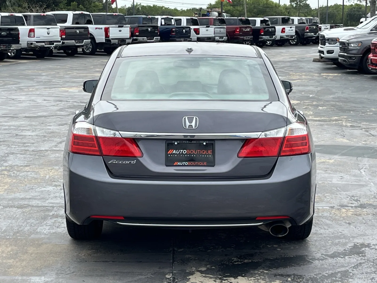 Honda Accord photo 8