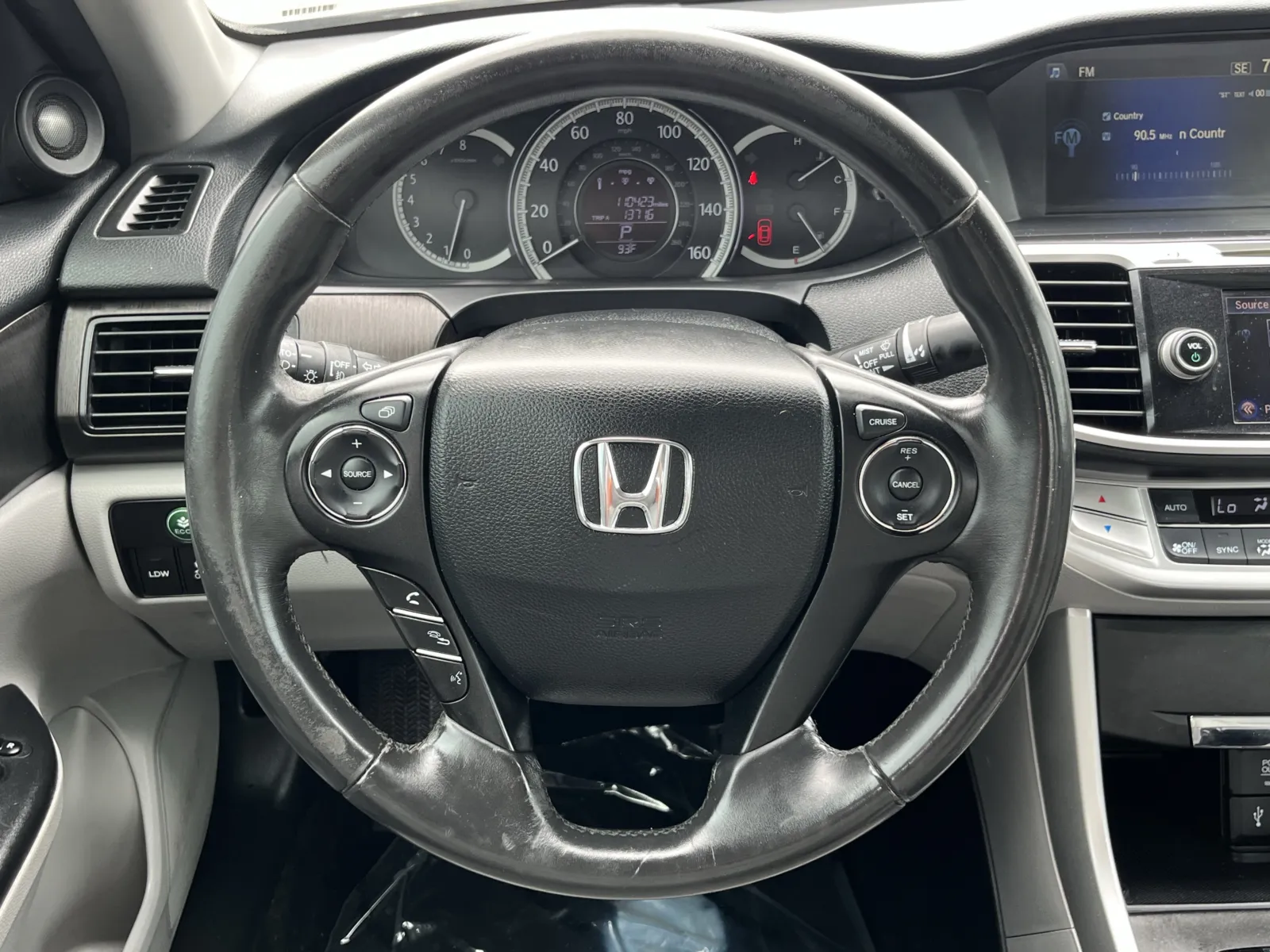 Honda Accord photo 15