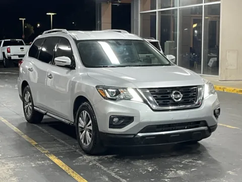 Photos of 2019 Nissan Pathfinder SV for sale in Alvin, TX at Auto Boutique Texas