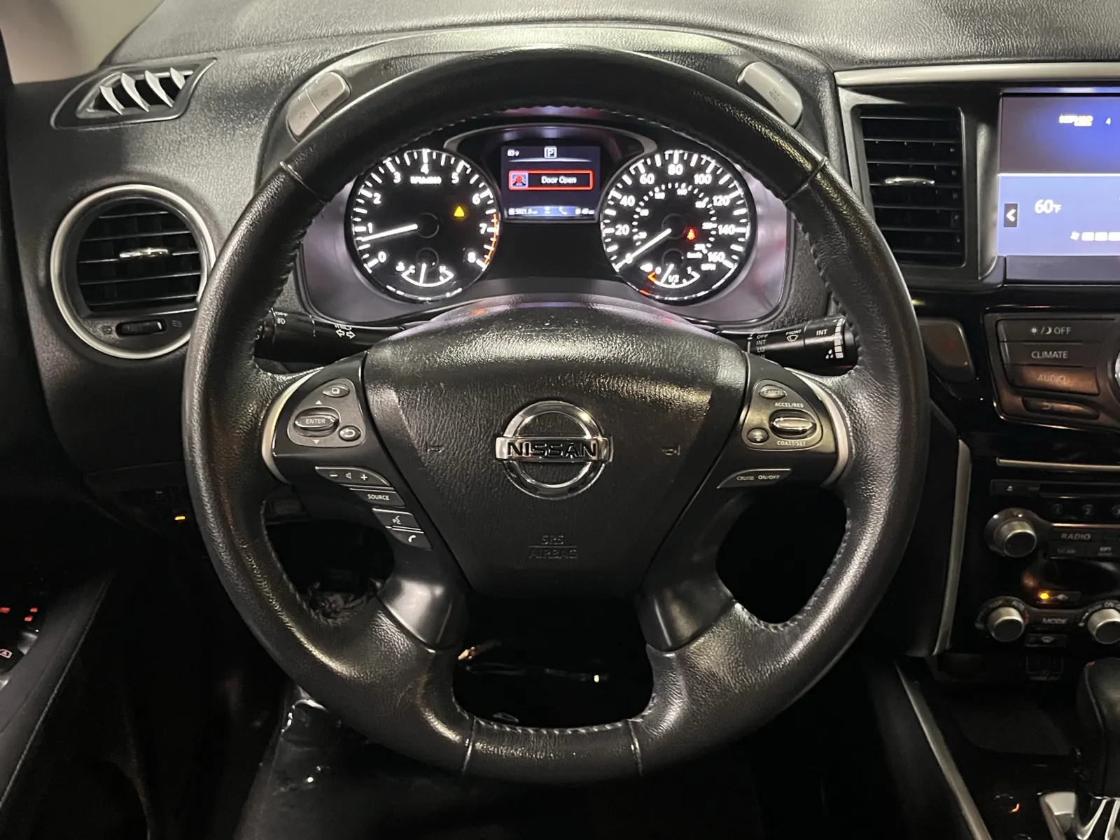 Nissan Pathfinder photo 15