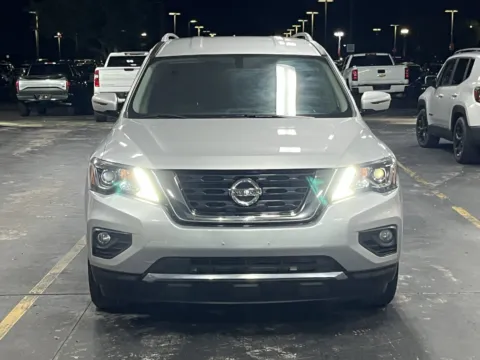 More photos of 2019 Nissan Pathfinder SV at Auto Boutique Texas, TX