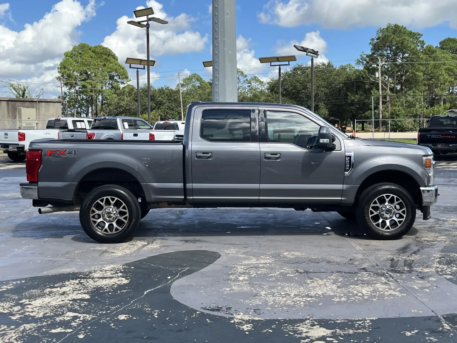 Ford F-250 photo 12