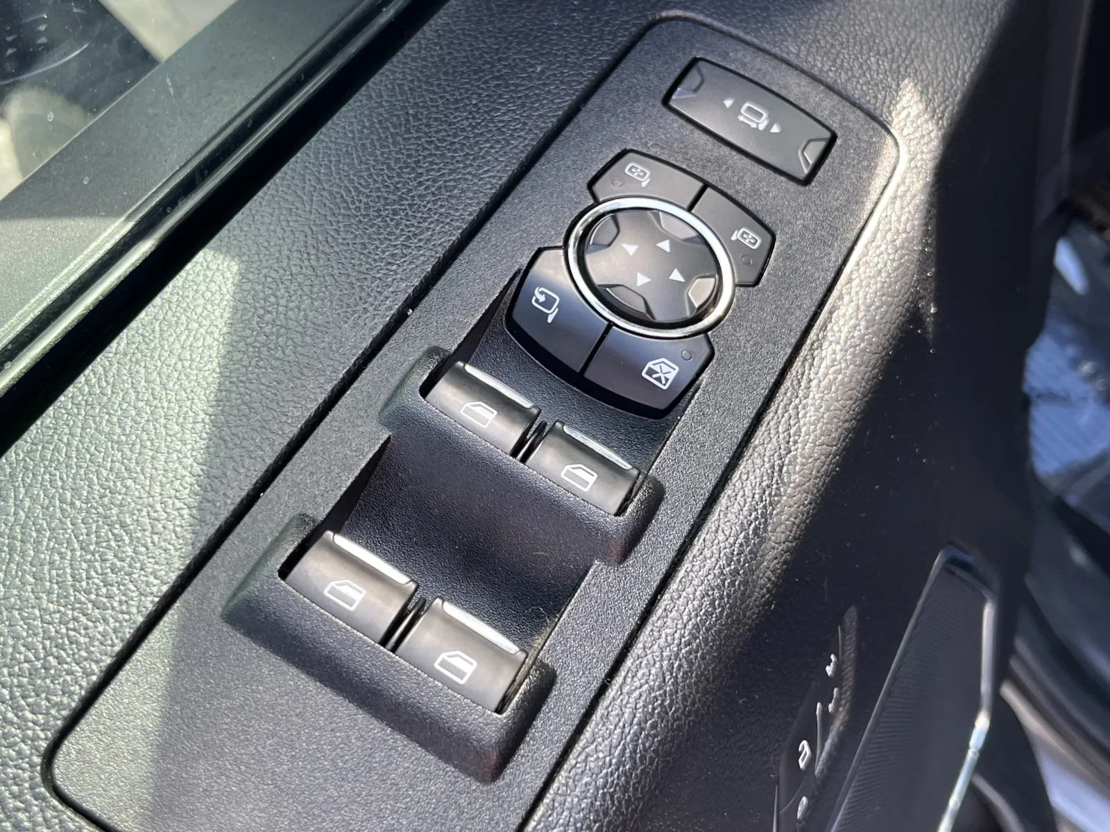 Ford F-250 photo 23