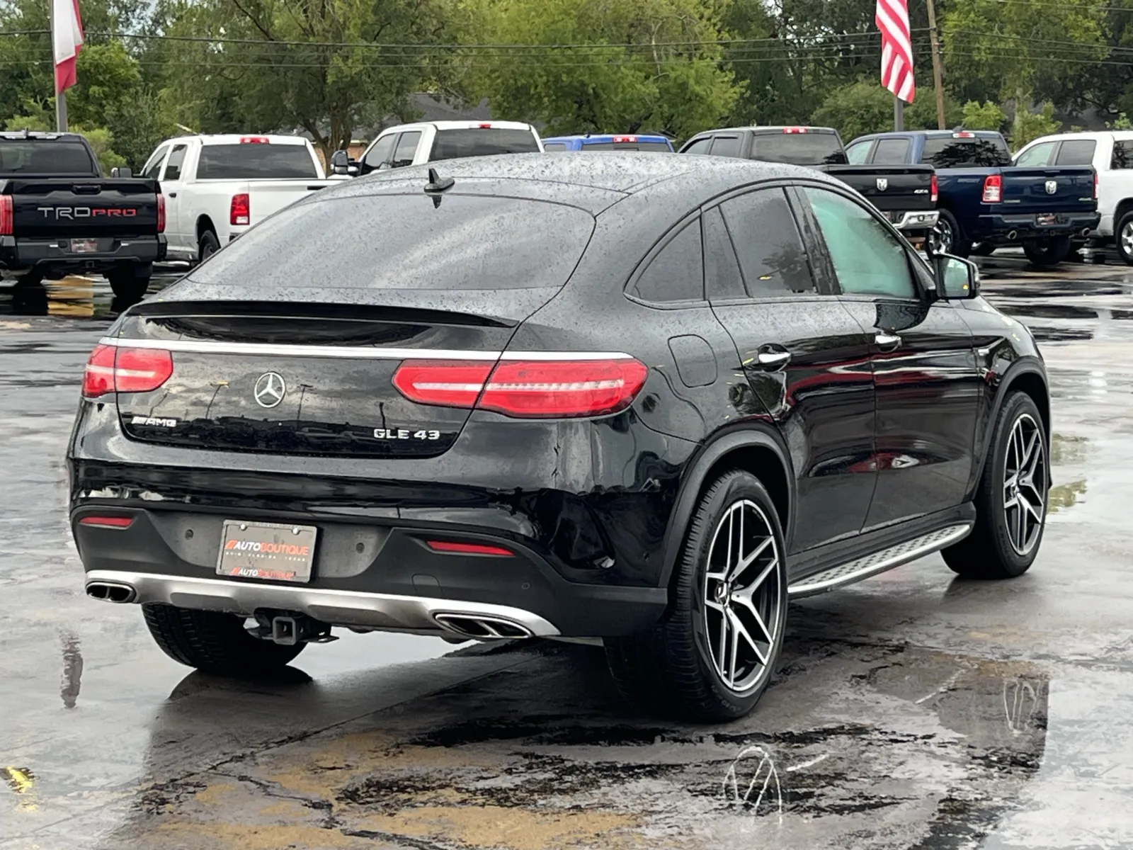 Mercedes-Benz GLE photo 8