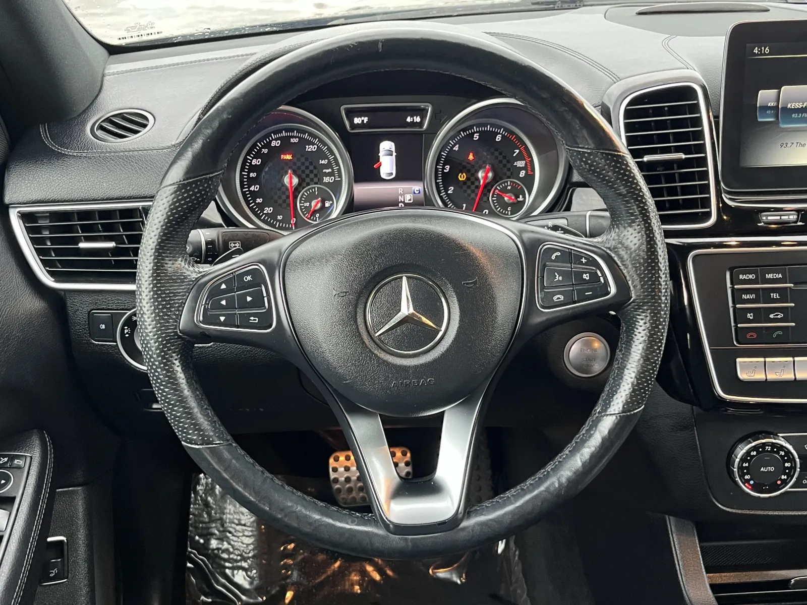 Mercedes-Benz GLE photo 18
