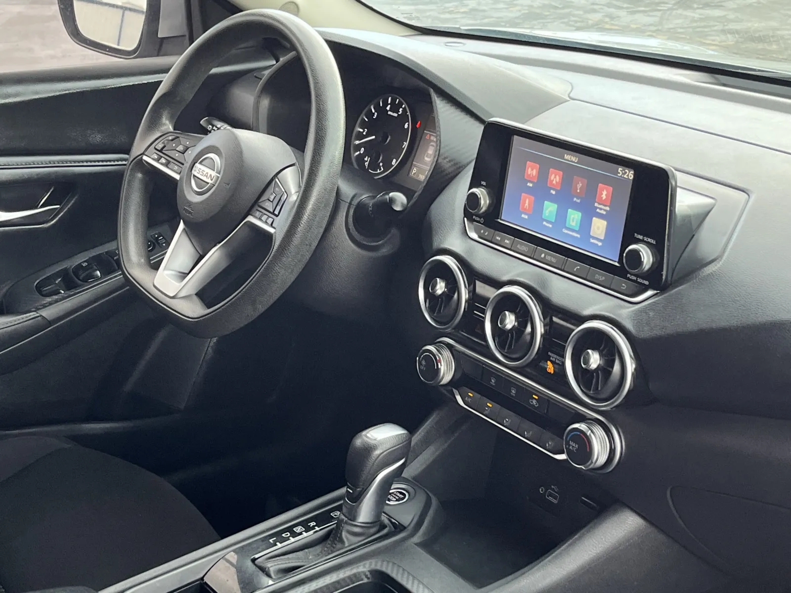 Nissan Sentra photo 13