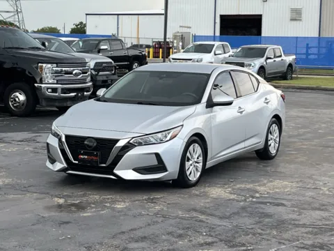 Photos of 2022 Nissan Sentra S for sale in Alvin, TX at Auto Boutique Texas
