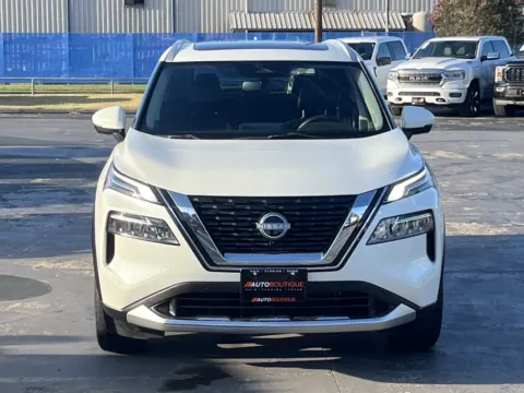 More photos of 2023 Nissan Rogue Platinum at Auto Boutique Texas, TX