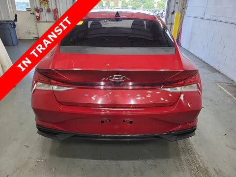 More photos of 2022 Hyundai Elantra Limited at Auto Boutique Texas, TX
