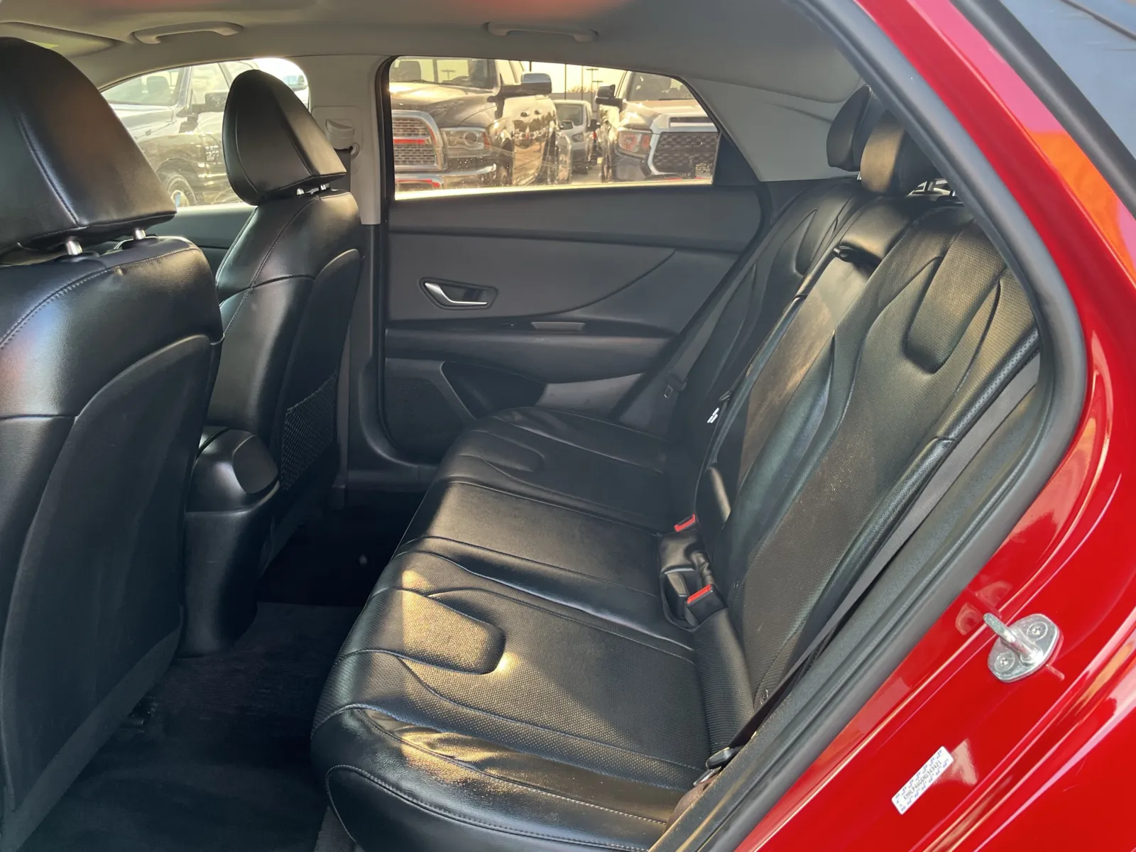 Hyundai Elantra photo 29