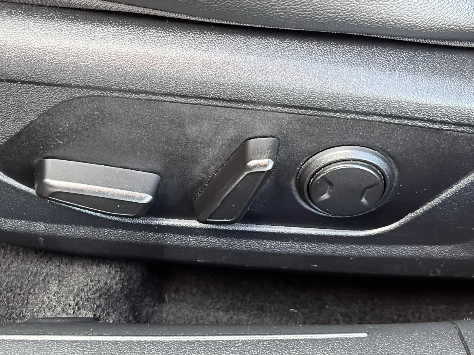 Hyundai Elantra photo 26