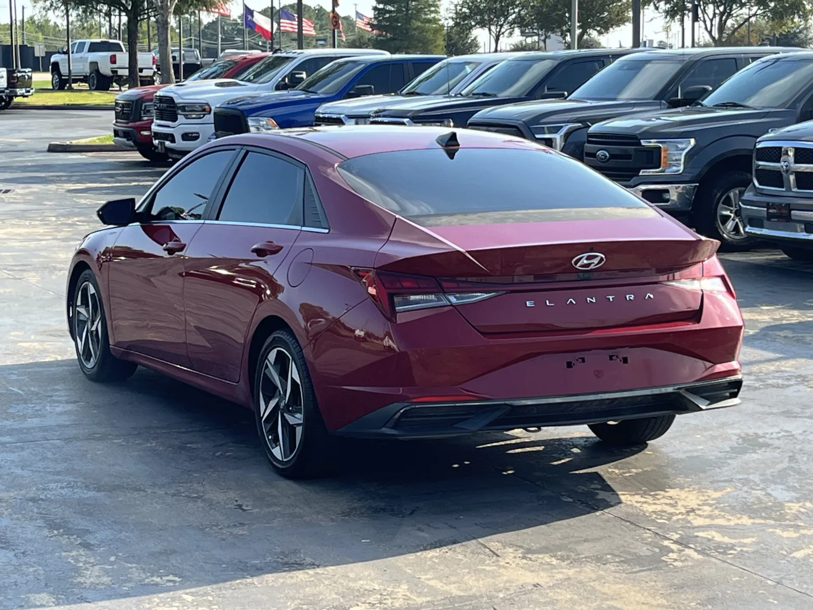 Hyundai Elantra photo 10