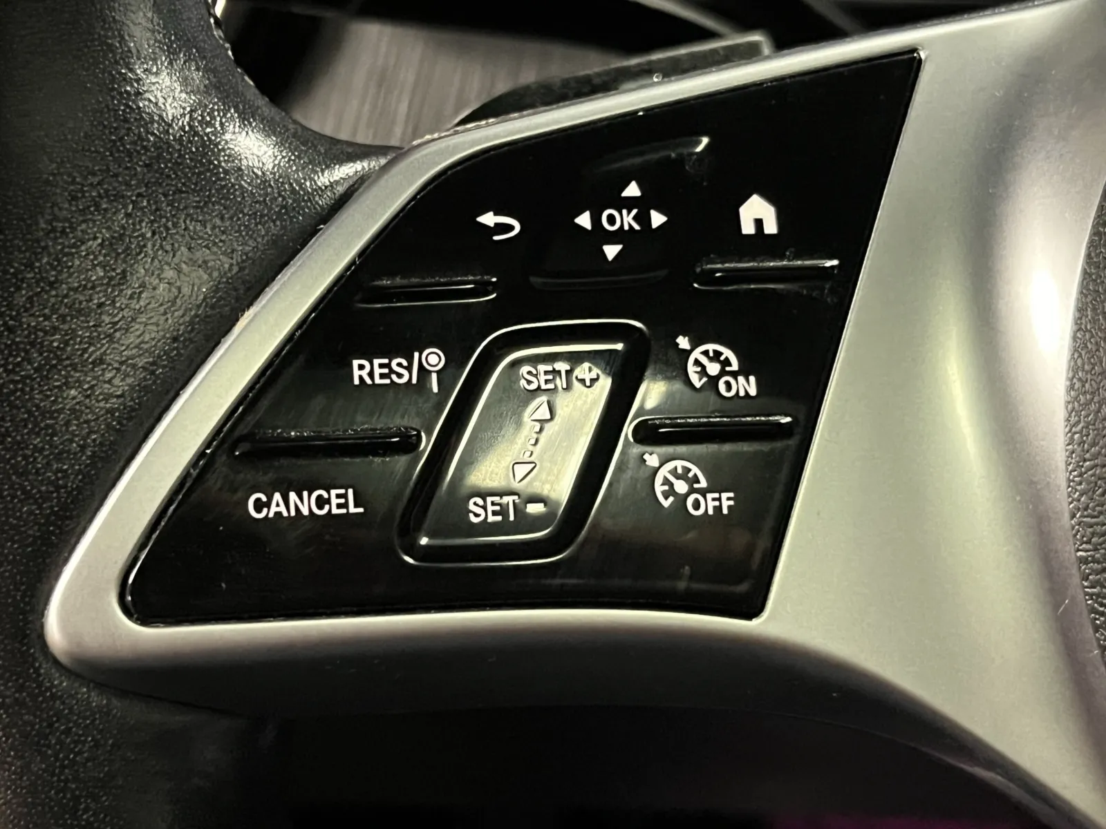 Mercedes-Benz EQE photo 17