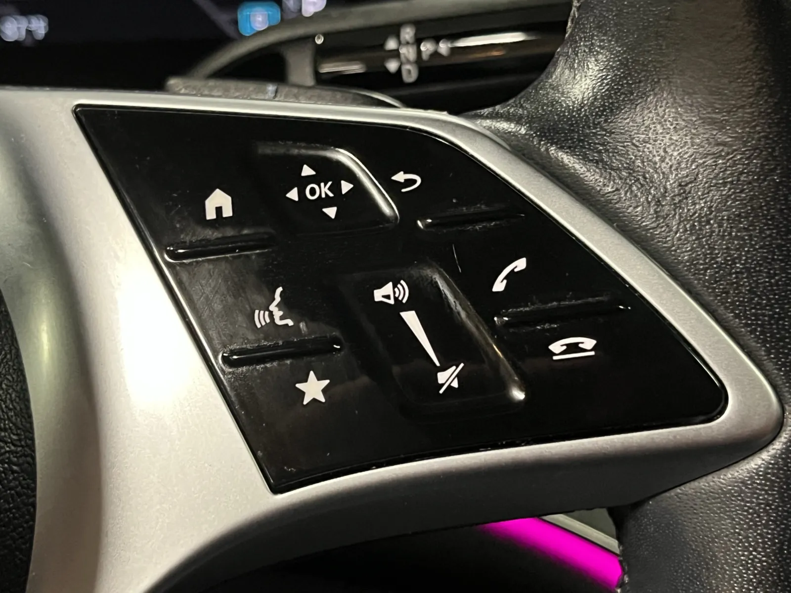 Mercedes-Benz EQE photo 18