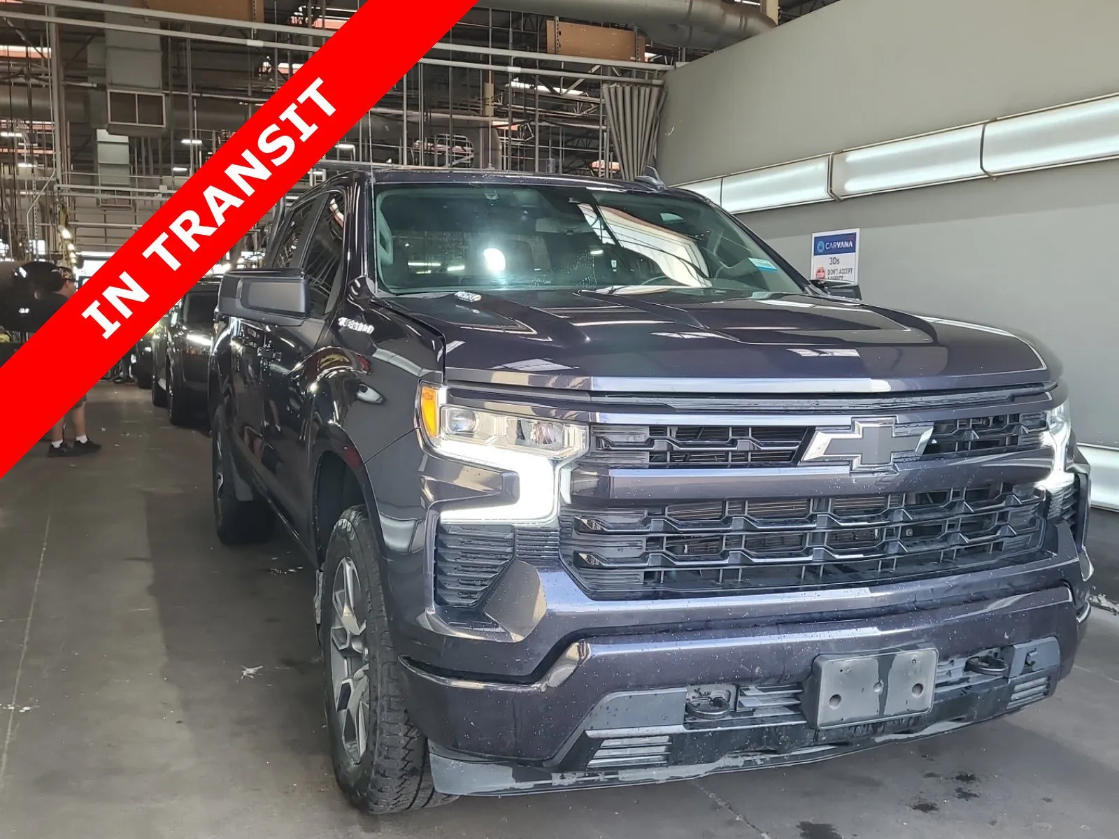 Chevrolet Silverado photo 3