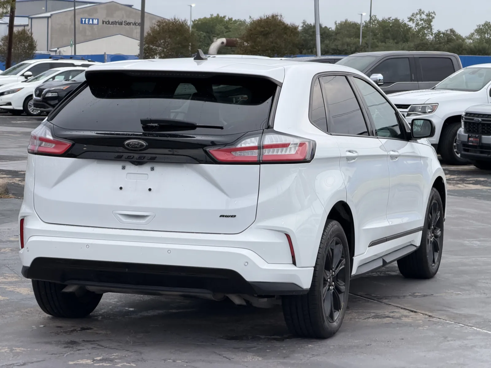 Ford Edge photo 12