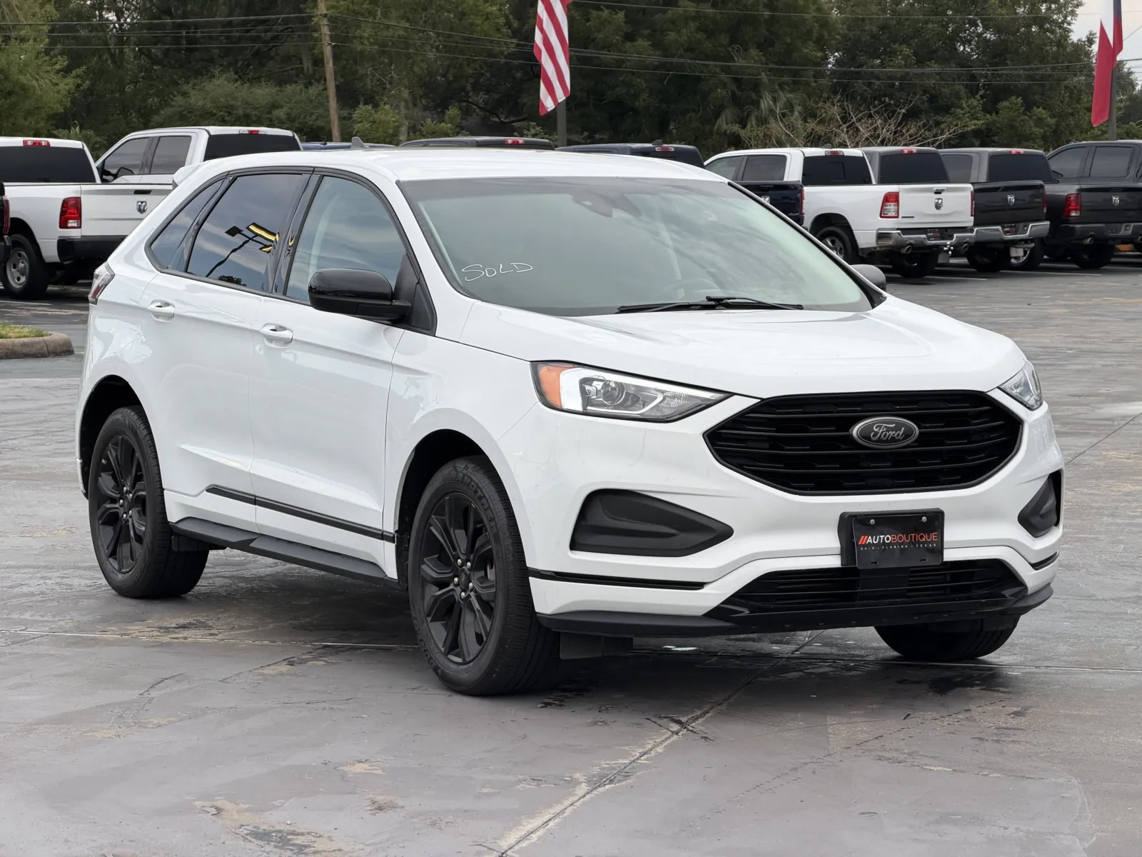 Ford Edge photo 2