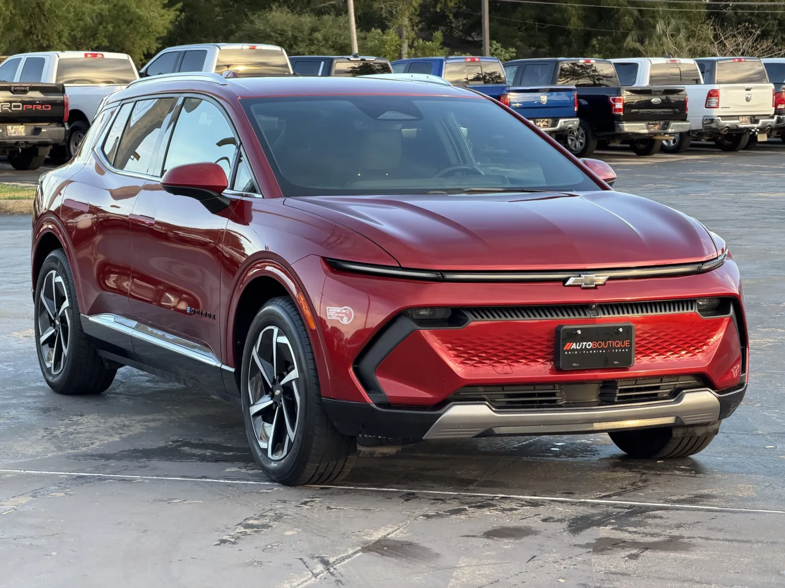 Chevrolet Equinox photo 2