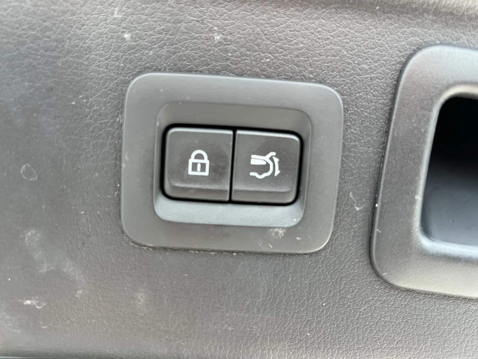 Mazda CX-90 photo 14