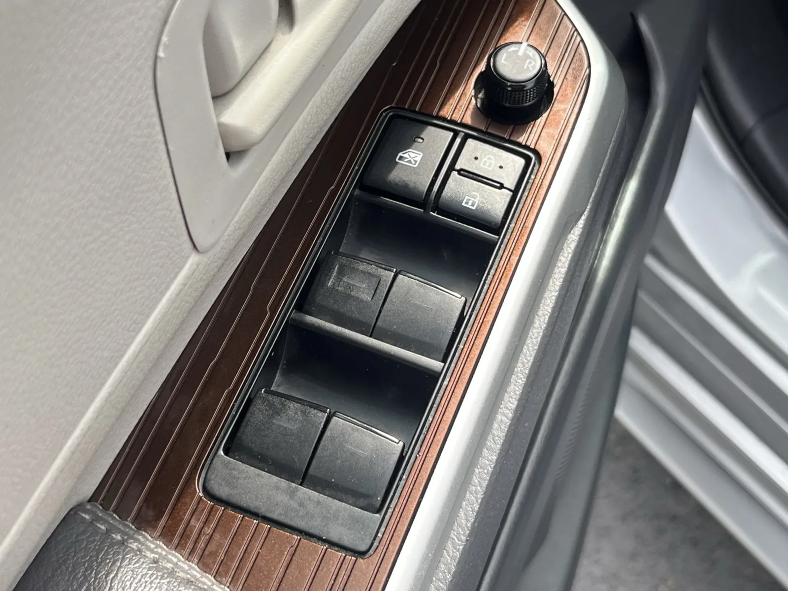 Toyota Sienna photo 22