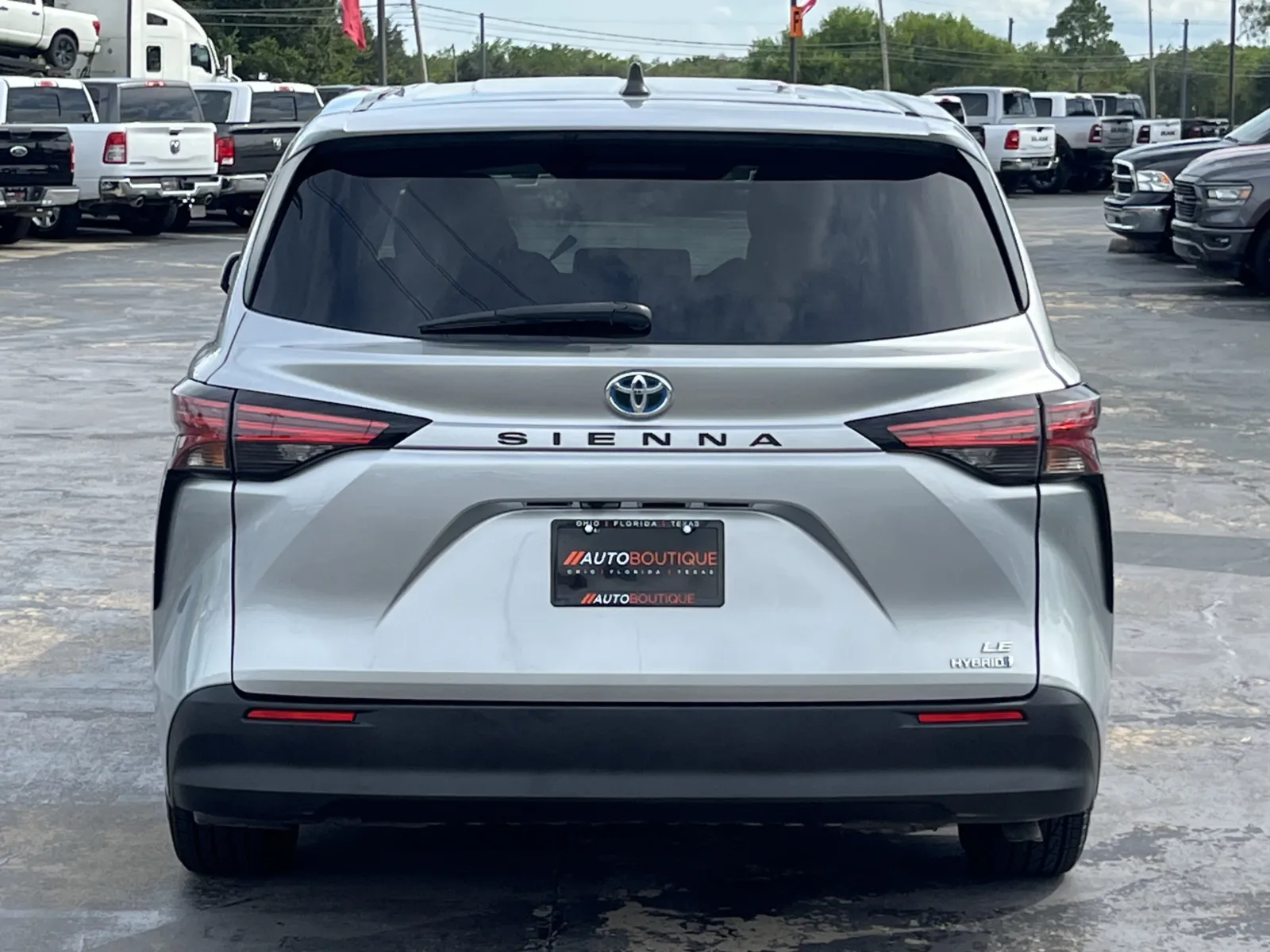 Toyota Sienna photo 7