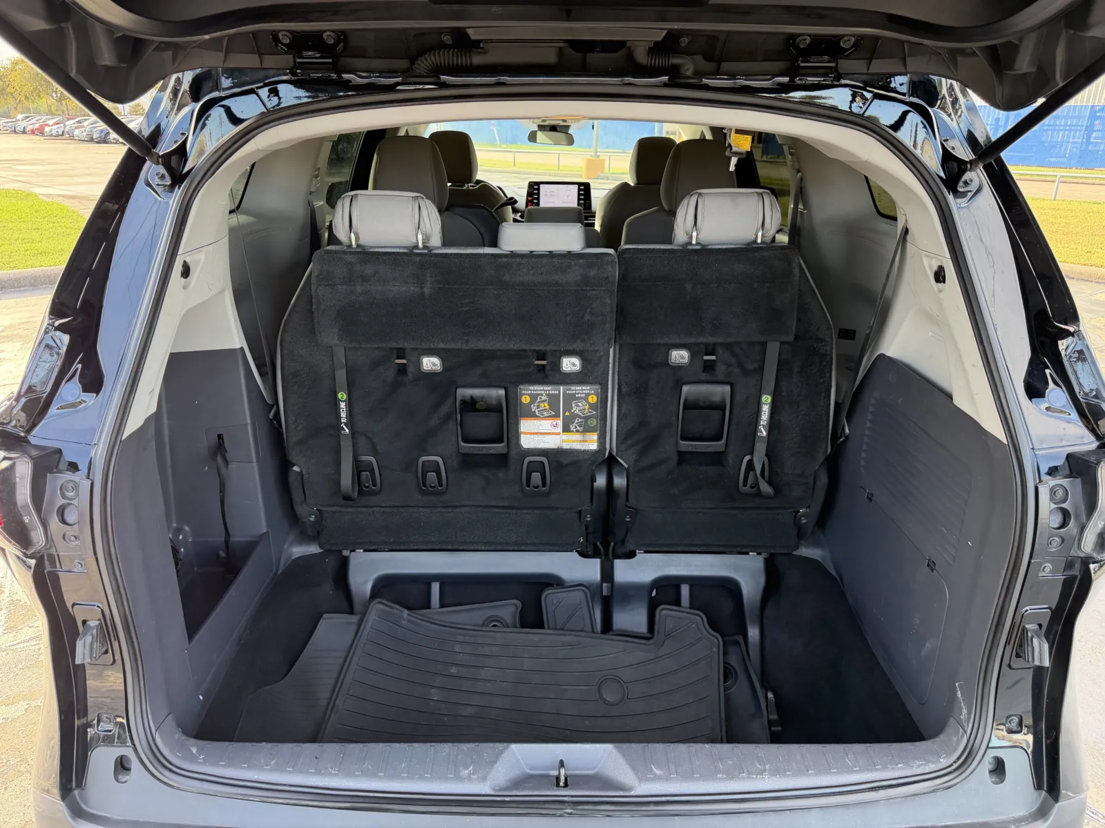 Toyota Sienna photo 27
