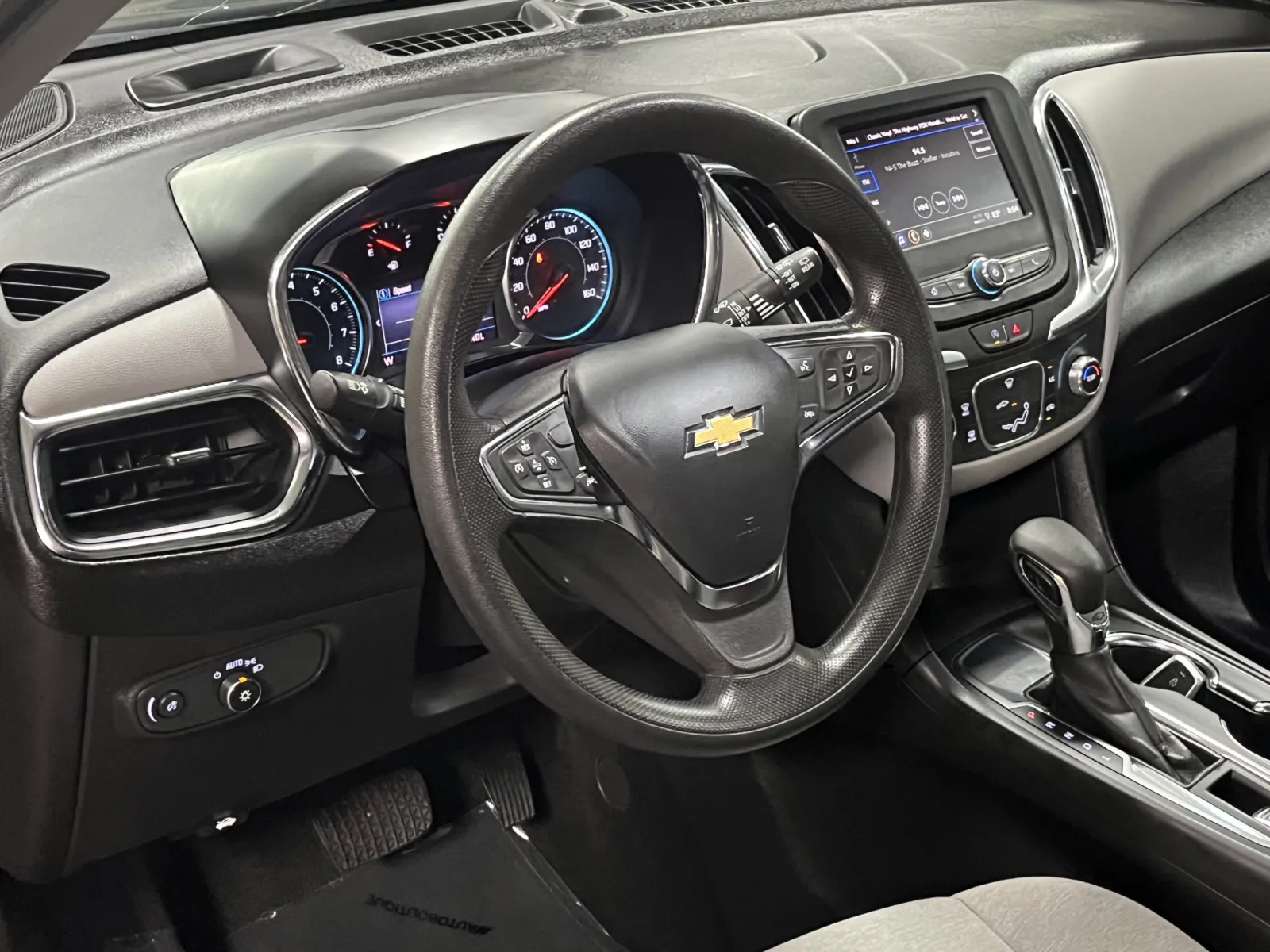 Chevrolet Equinox photo 12