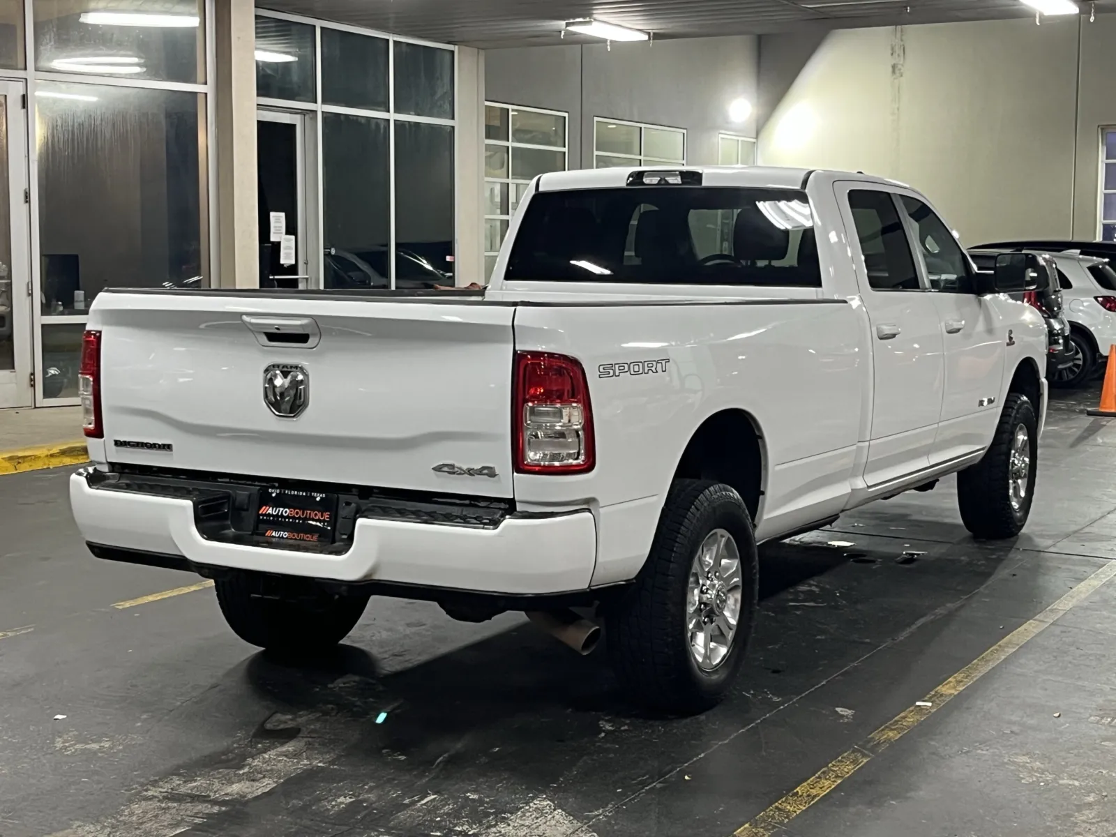 Ram 3500 photo 8