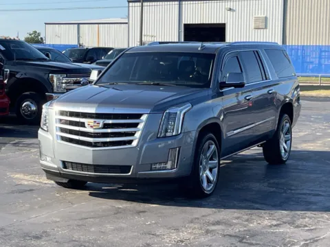 Photos of 2018 Cadillac Escalade ESV Luxury for sale in Alvin, TX at Auto Boutique Texas