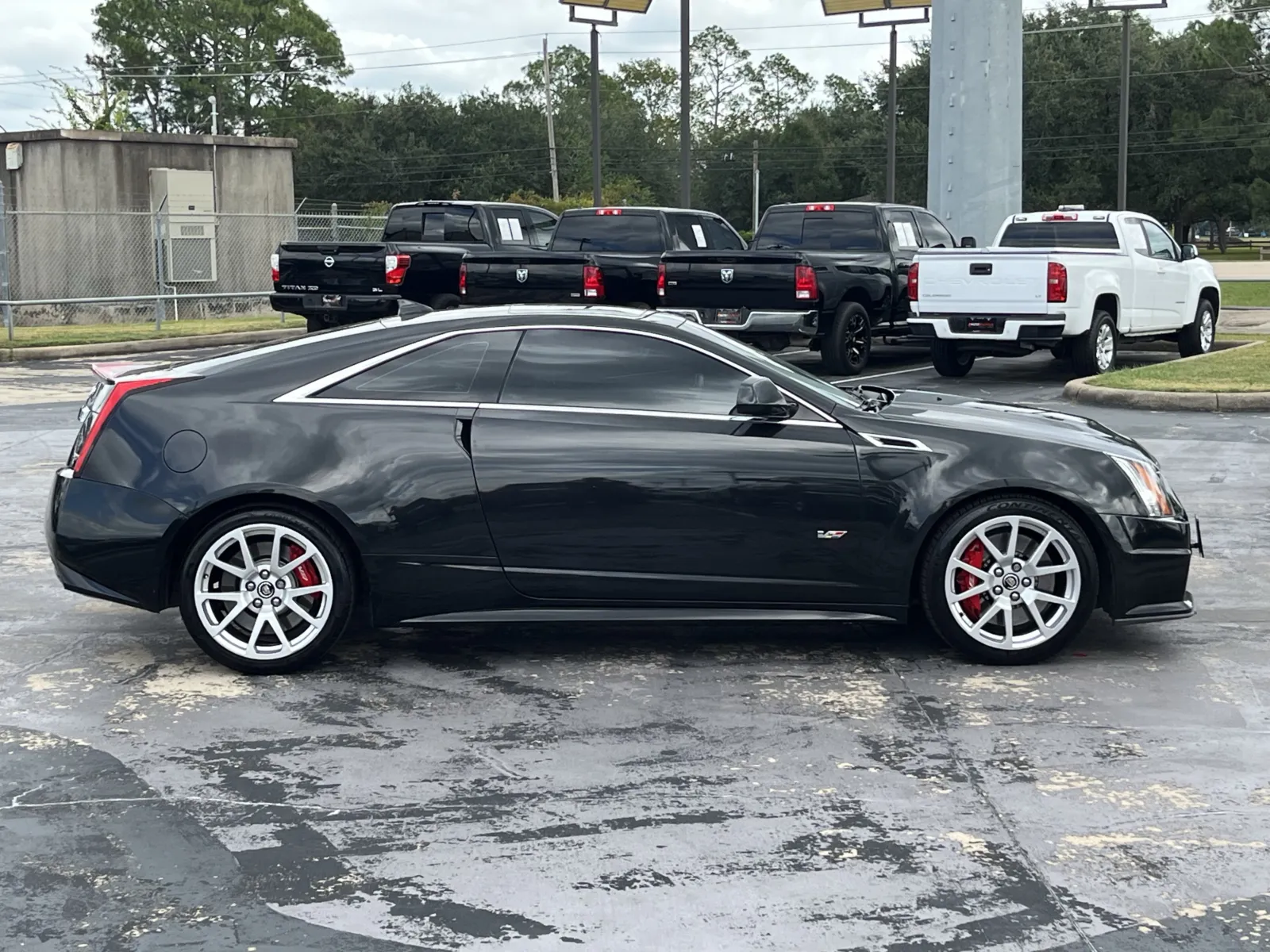 Cadillac CTS-V Coupe photo 11