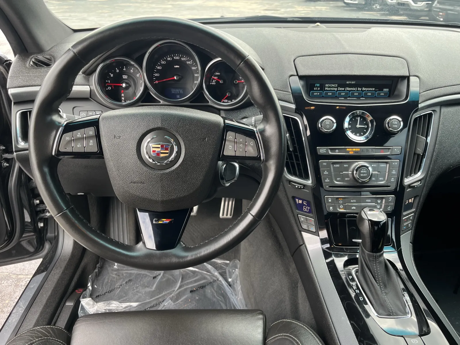 Cadillac CTS-V Coupe photo 15