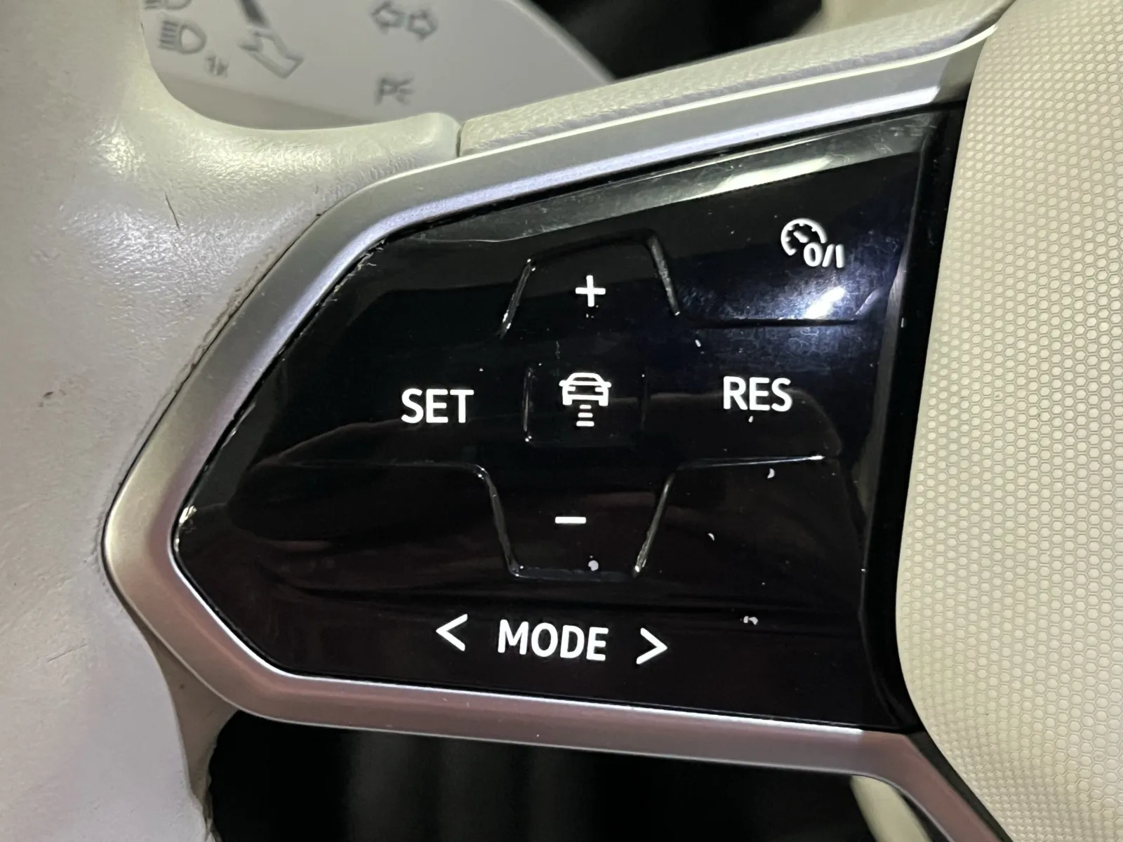 Volkswagen ID.4 photo 17