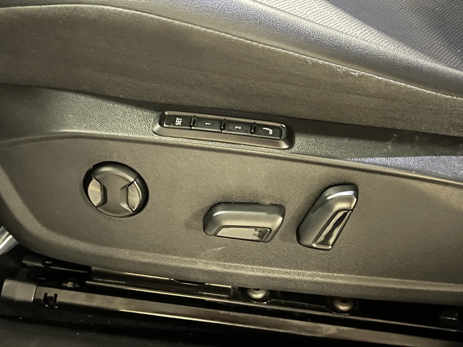 Volkswagen ID.4 photo 24