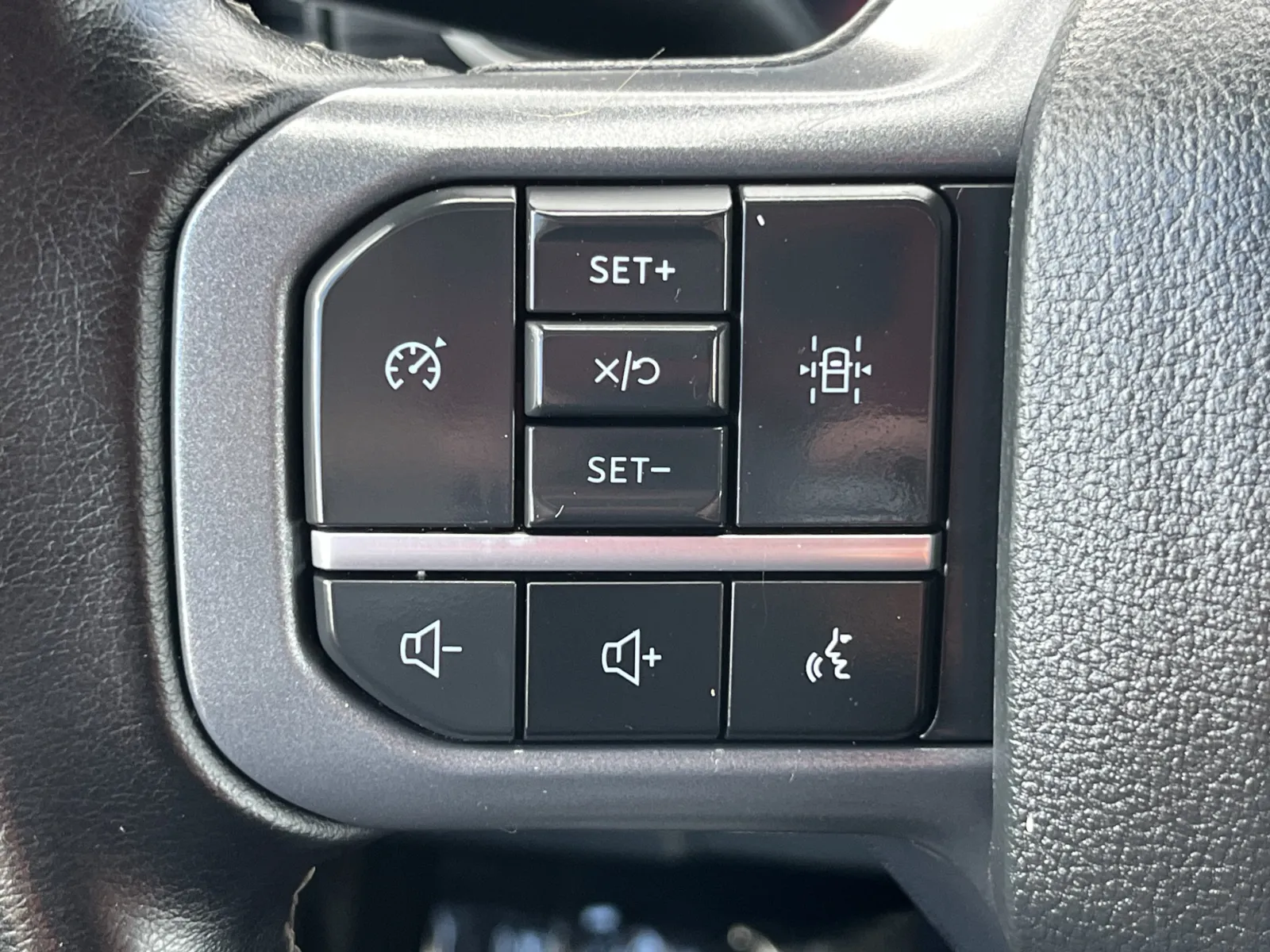 Ford F-150 photo 16