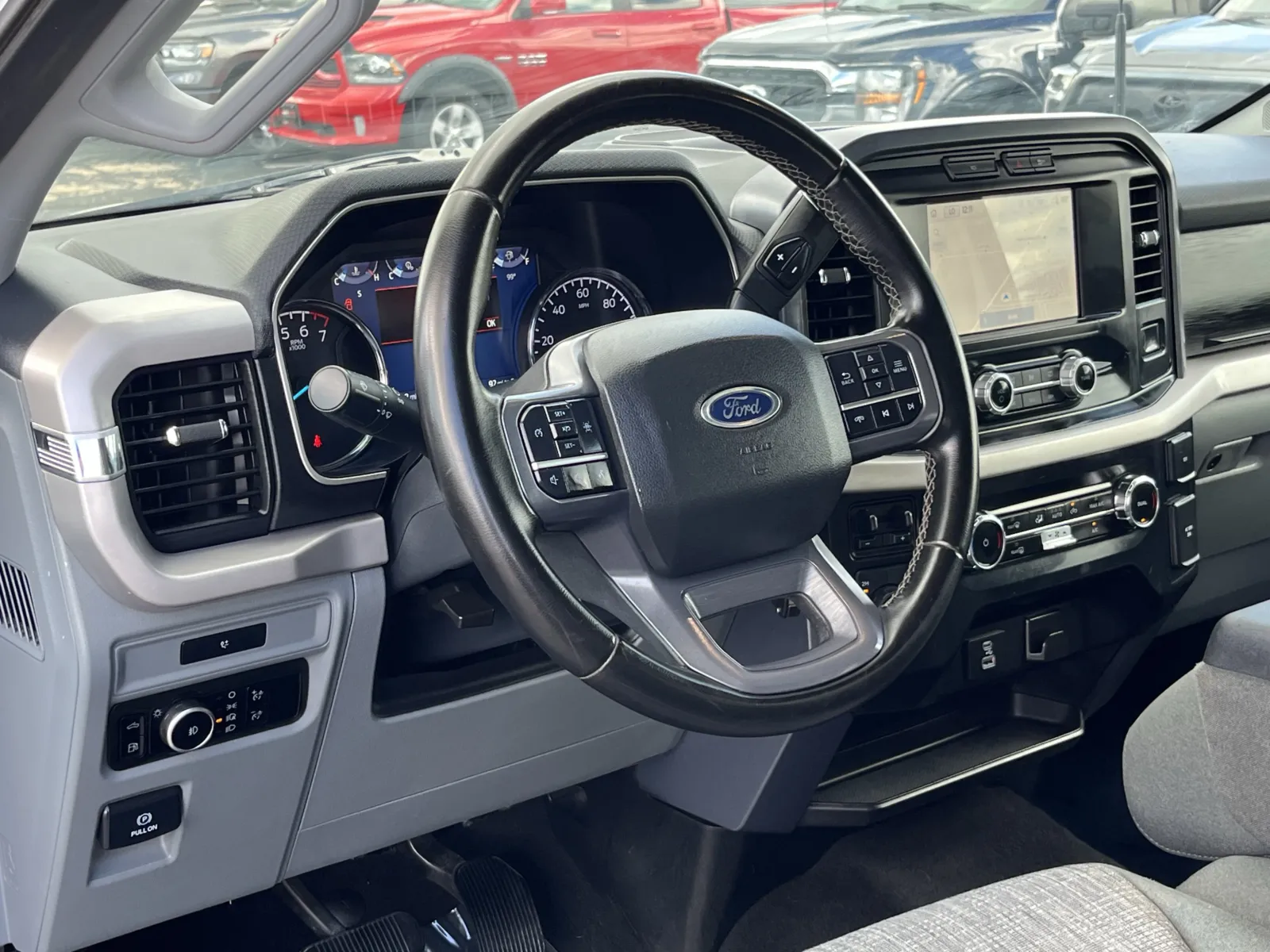 Ford F-150 photo 12