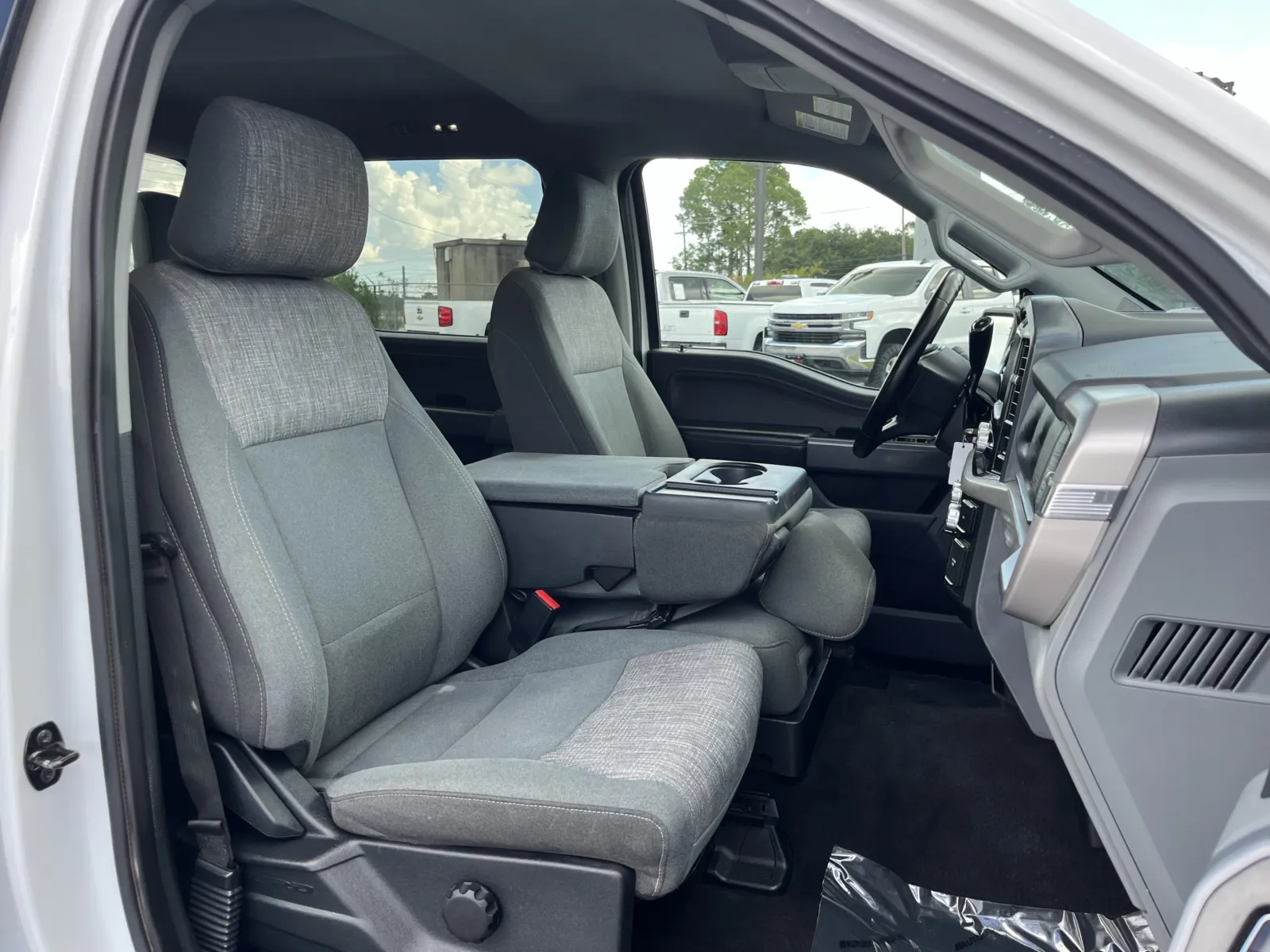 Ford F-150 photo 25