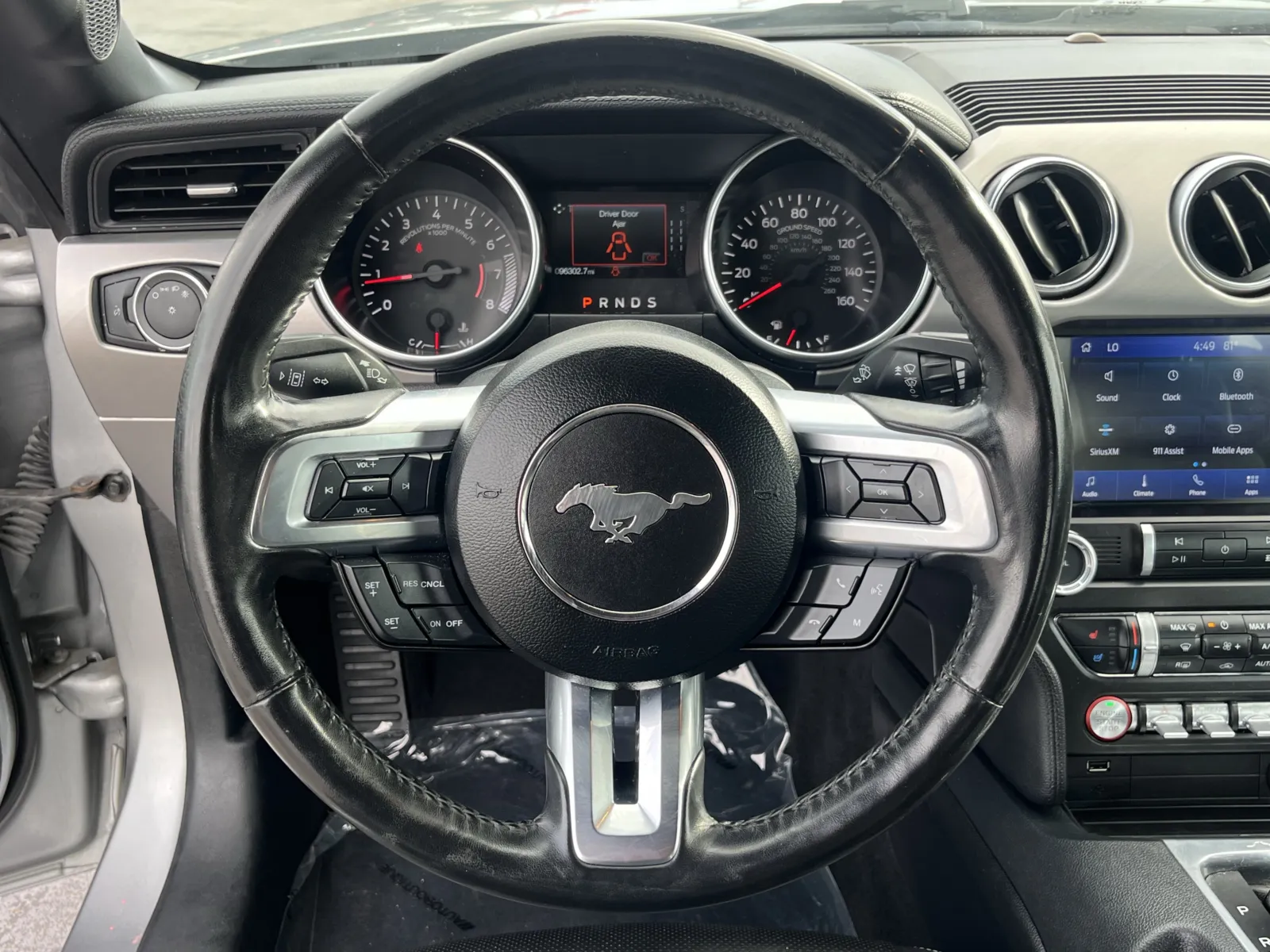 Ford Mustang photo 17