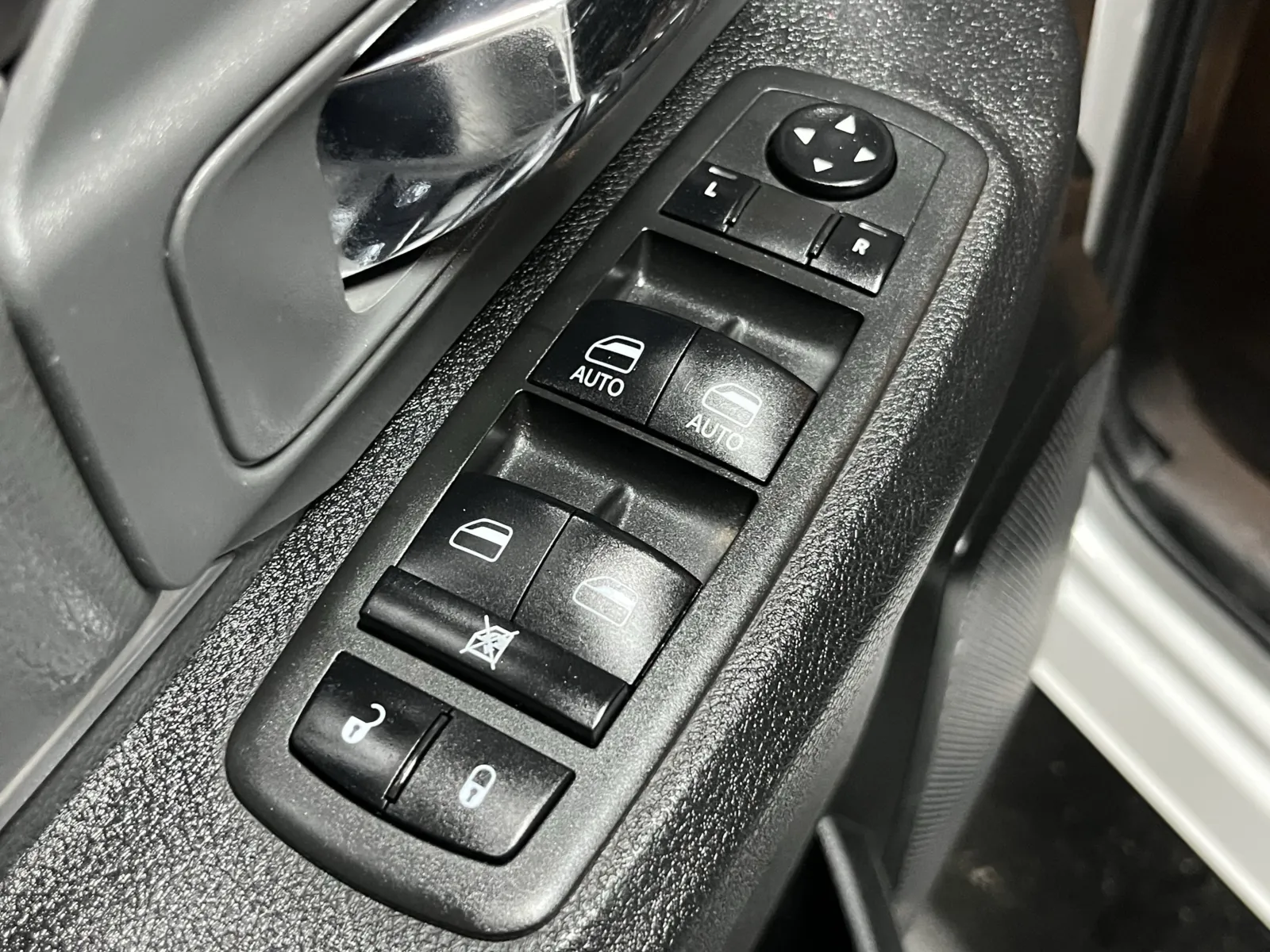 Ram 1500 photo 22