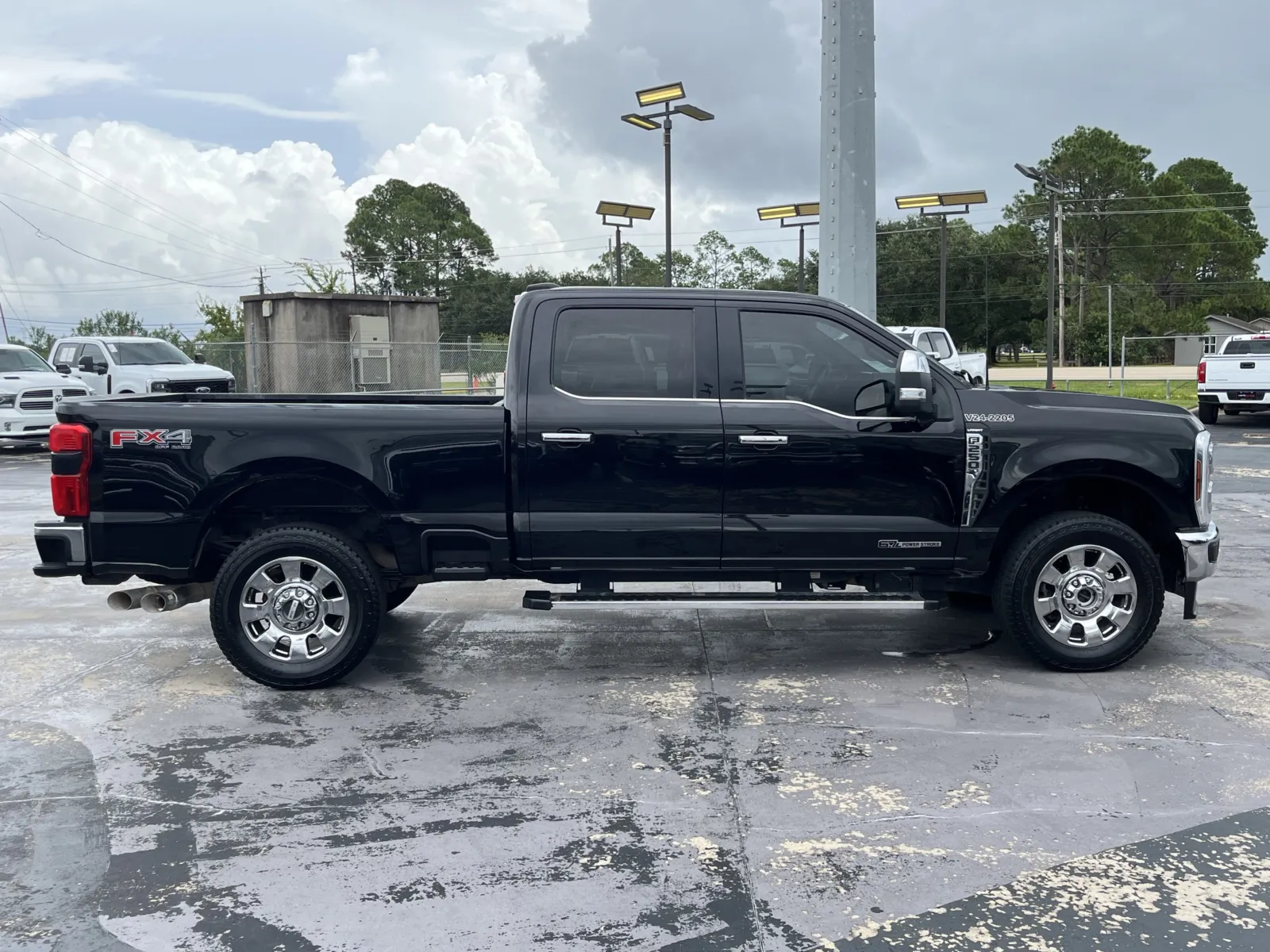 Ford F-250 photo 10