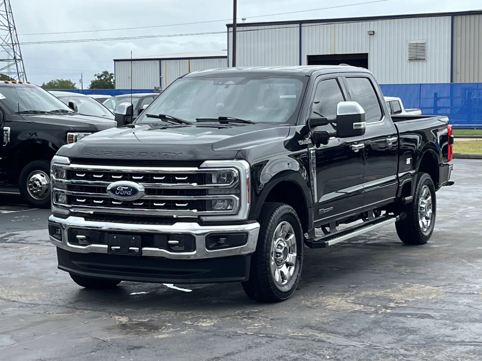 Ford F-250 photo 2