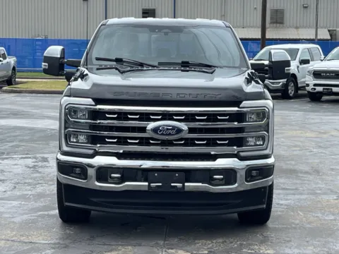 More photos of 2024 Ford Super Duty F-250 SRW LARIAT at Auto Boutique Texas, TX