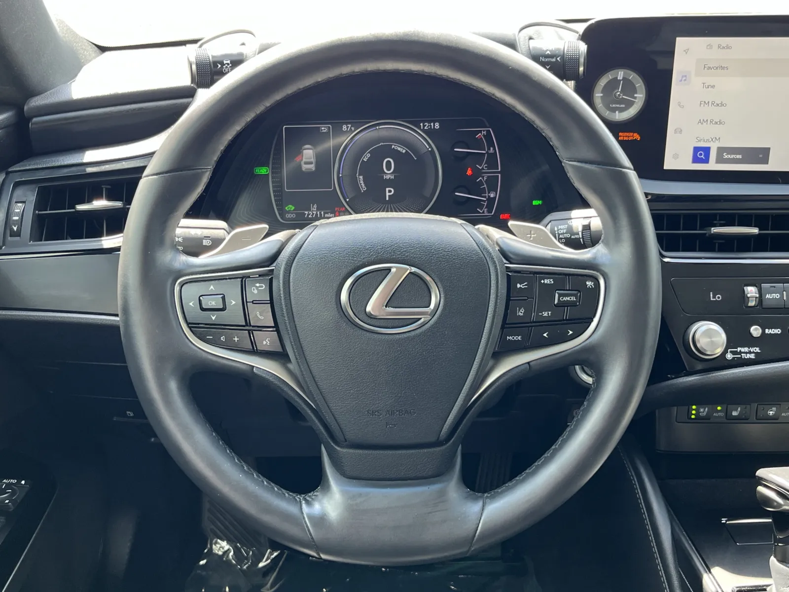Lexus ES photo 16