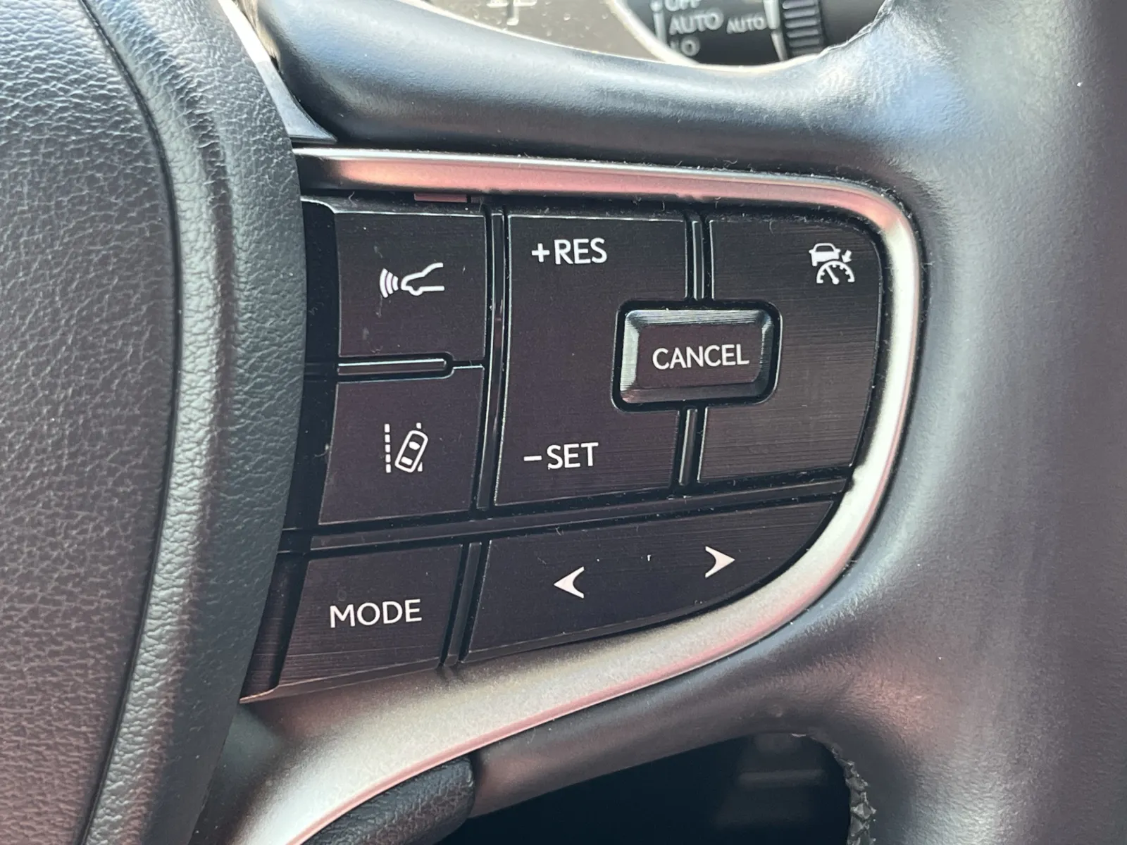 Lexus ES photo 18