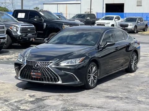 Photos of 2023 Lexus ES 300h for sale in Alvin, TX at Auto Boutique Texas