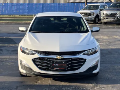 More photos of 2023 Chevrolet Malibu LS at Auto Boutique Texas, TX