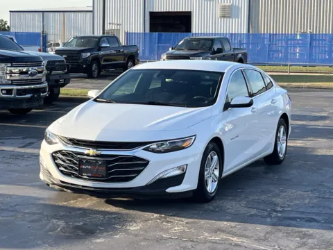 Photos of 2023 Chevrolet Malibu LS for sale in Alvin, TX at Auto Boutique Texas
