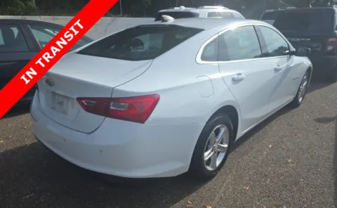 More photos of 2023 Chevrolet Malibu LS at Auto Boutique Texas, TX
