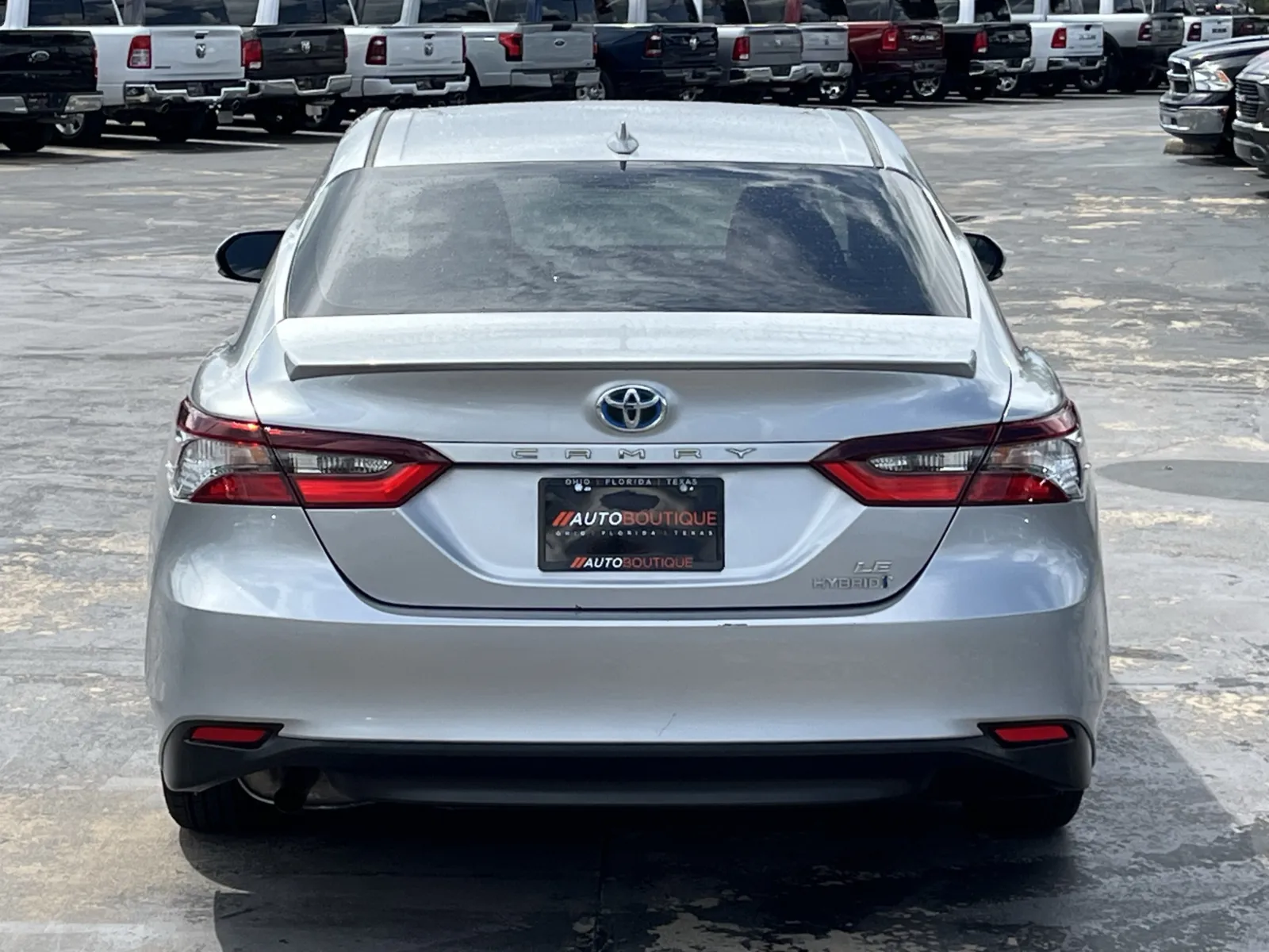 Toyota Camry photo 7