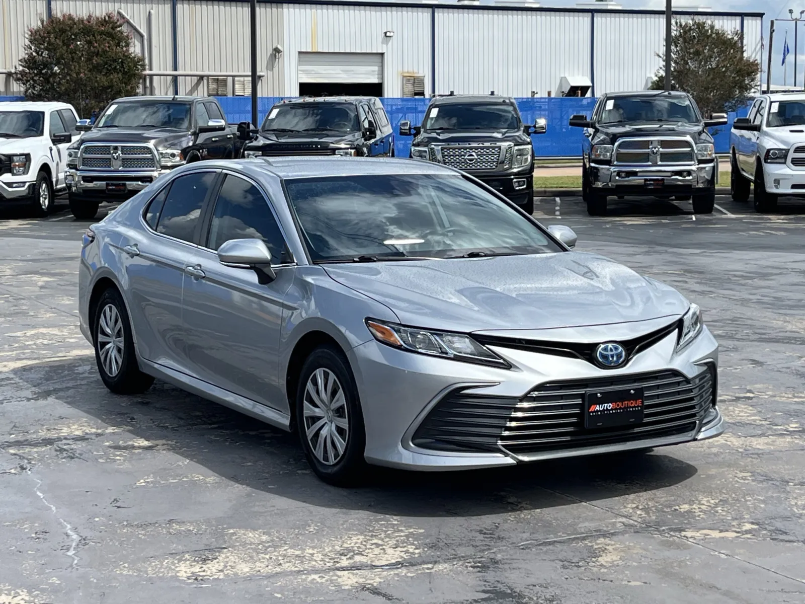 Toyota Camry photo 3