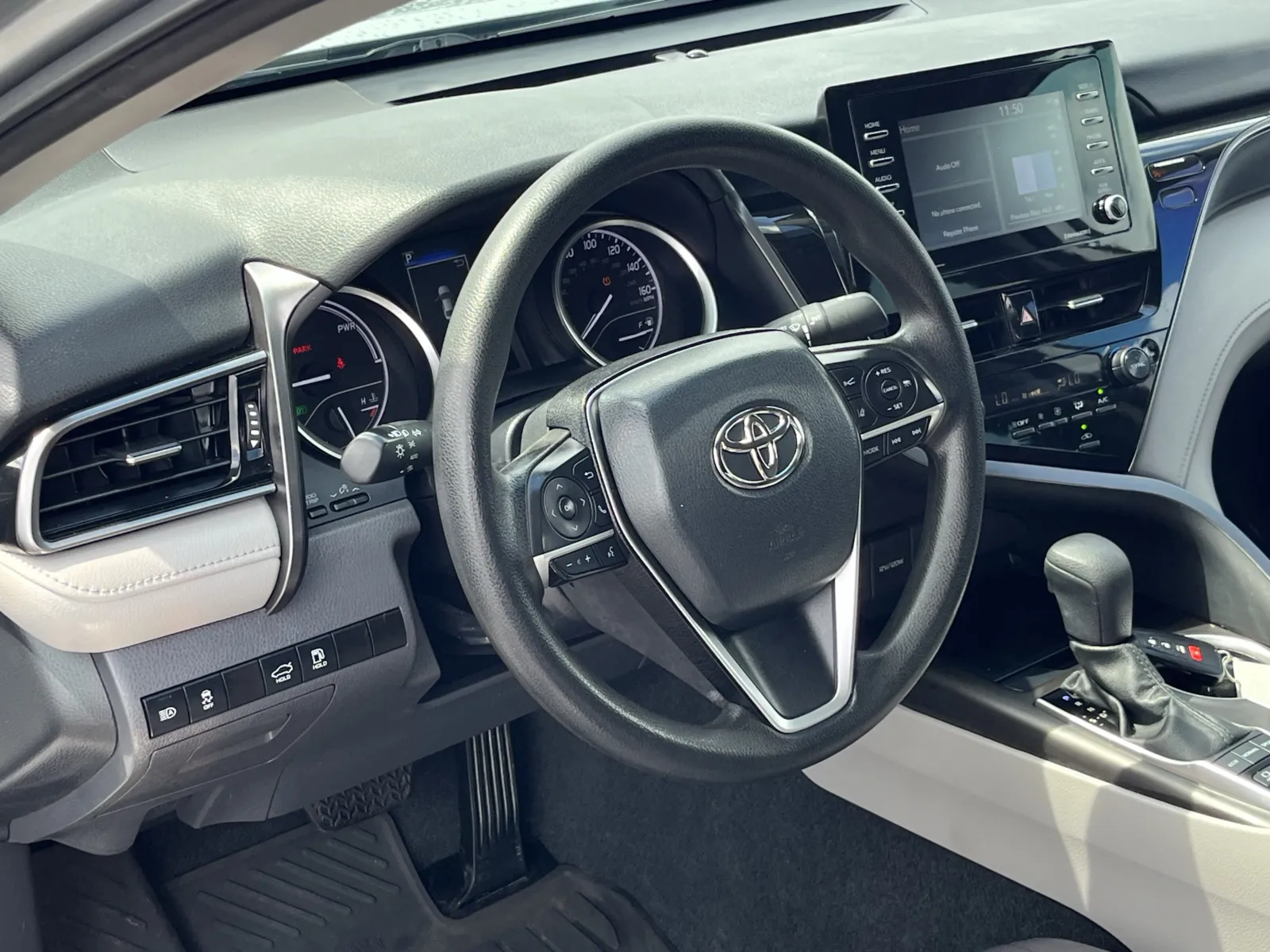 Toyota Camry photo 12